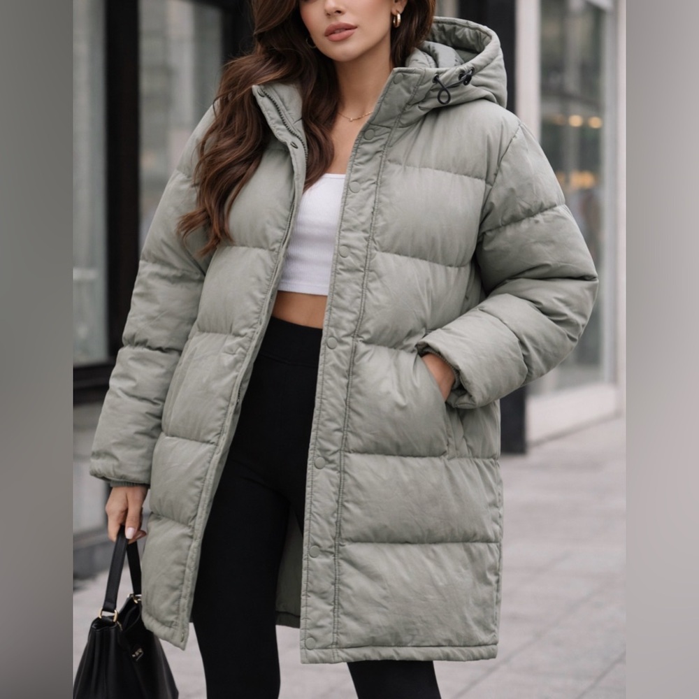 Aritzia Sage Green Puffer Jacket